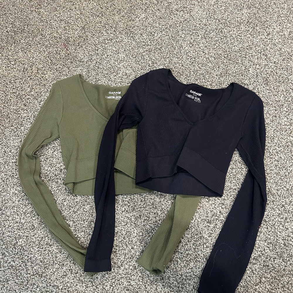 Garage cropped long sleeve seamless
